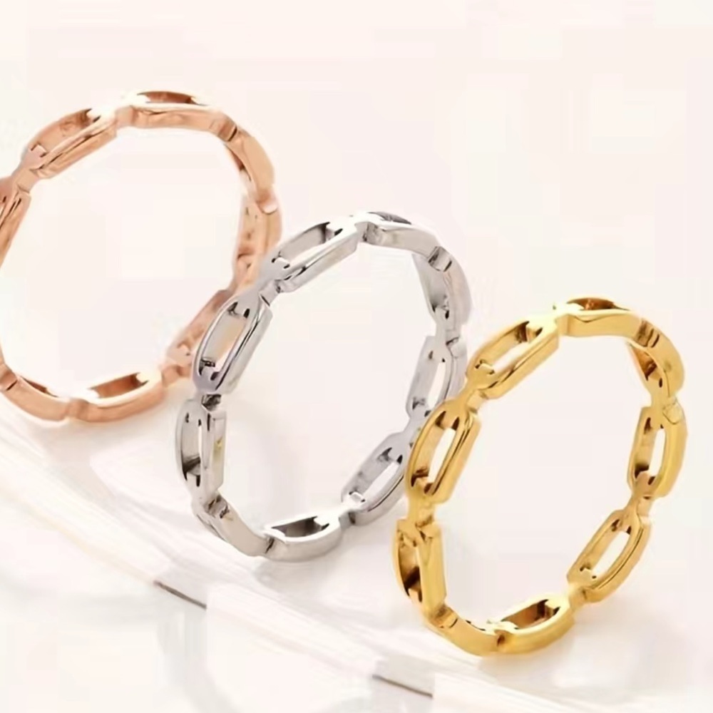 Silver Chain Link Ring - image 2